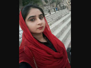 Aroused Pakistani woman from Chuckla clan seeks intimacy