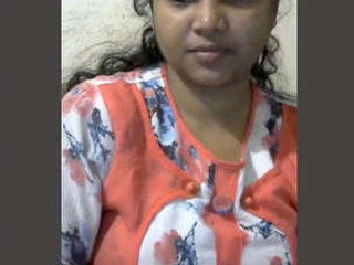 A Bengali woman pleasures herself on camera