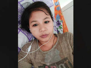 Stunning Assamese girlfriend's video call performance