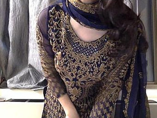 Indian girl strips down to reveal her naked body