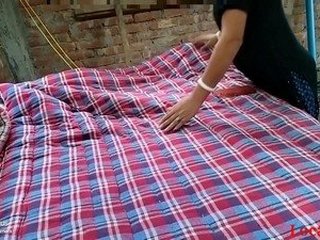 Quietly watching husband and wife's intimate moments