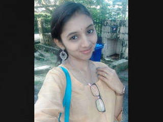 Stunning South Asian beauty in a captivating video clip