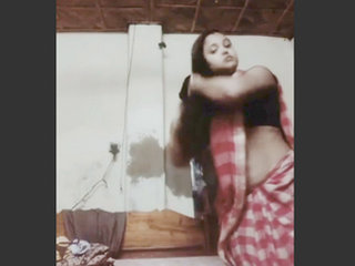 An Indian woman pleases her partner with oral sex while shopping