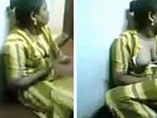 Indian aunt's sensual breast display