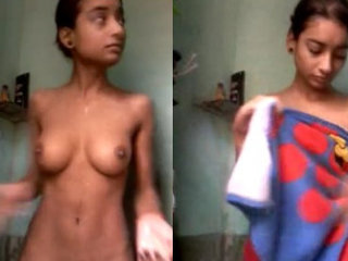 Indian beauty takes sensual bath