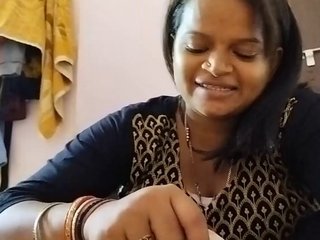 Aunt's sensual handjob leads to steamy Indian porn video