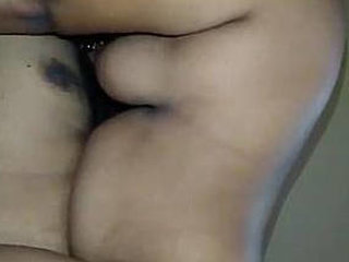 Indian homemaker shares intimate selfies and erotic encounters