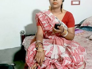 A mature lover proposes a generous payment for a steamy phone session