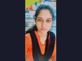 Popular Telugu housewife's nude video call recorded in its entirety