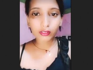 Private tango performance with a nude dancer on Sony platform