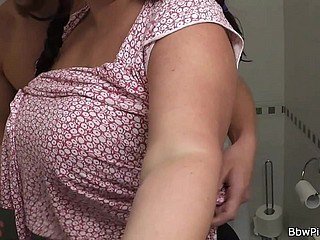 Chubby girl's sneaky plan works with blowjob and cowgirl position