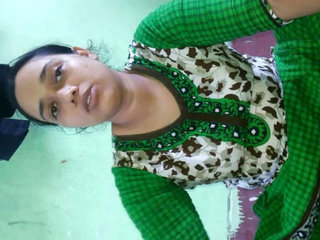 Indian wife's breasts and intimate parts recorded by her spouse