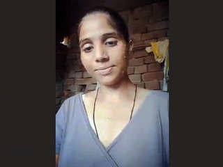 European beauty bathes and pleasures herself in intimate video series