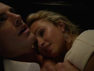 Hayden Panettiere's virtual return to Nashville with voluptuous beauty