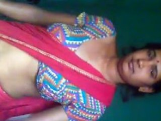 Horny Indian bhabi satisfies her desires