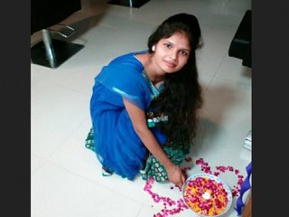 Cute girl enjoys hardcore fucking with shaved pussy