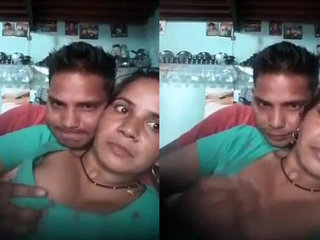 Aunty's big boobs on full display for lover