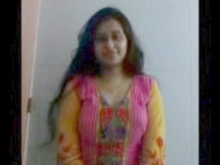 College girl Ramya gets married and has sex with her husband