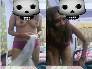 Exclusive video of a hot Tamil girl exposing her breasts