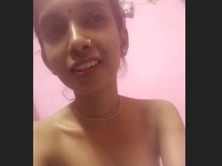 Horny Tamil girl gets margoed in video clip