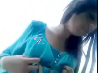 Pakistani couple enjoys outdoor sex in the jungle