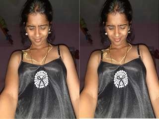 Tamil bhabhi's exclusive nude show