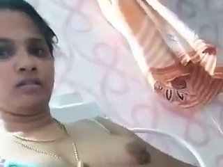 Desi woman indulges in self-pleasure in solo video