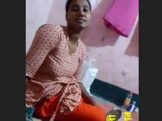Married bhabi gives oral and gets fucked by her lover