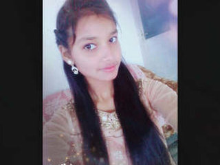 Cute desi girl captures her nude body in a selfie video