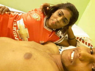Tamil girl's part in a hot Desi porn video