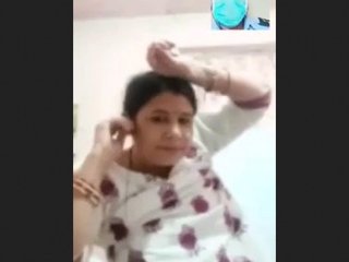 Mature bhabhi fulfills her lover's desires on Facebook