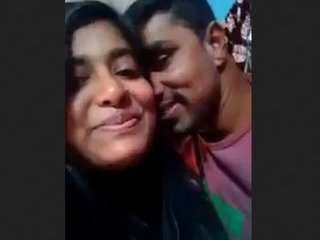 Hot couple's romantic video with bhabi