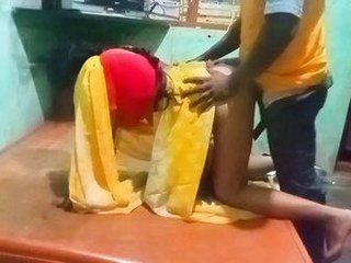 Tamil aunty gets doggy-style in steamy video