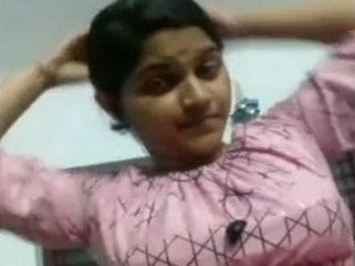 Curvy Kerala auntie captivates with self-love video