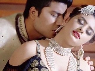 Watch a hot Indian couple in action in this Hindi sex movie