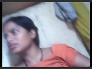 Exposed boobs and cute pussy of desi gf in solo video