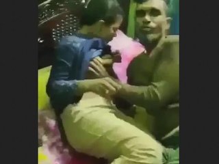 Desi teenage girl gives a blowjob and gets fucked