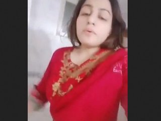 Watch a stunning young girl Alice show off her gorgeous pussy in this video