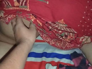 Desi bhabi gets fucked from behind in doggy style