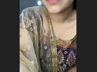Bhabi with a big butt in a tight suit