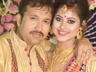 A married woman from India, Shima, has sex with her brother-in-law