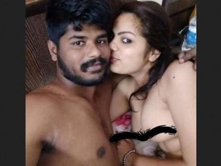 Hottest couple shares steamy MMS in HD