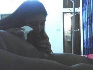 Indian bhabhi gets oral and vaginal sex from her lover