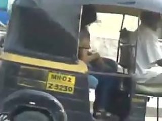 Auto Rickshaw Kissing: Desi Couple Goes Public