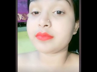 Simran's erotic solo performance in a Tango video